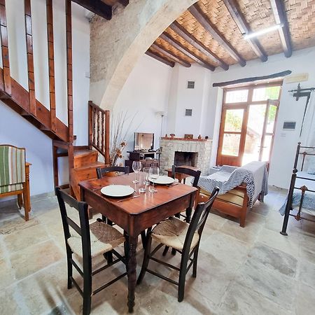 Athena'S Pool Oasis Apartment Skarinou Luaran gambar