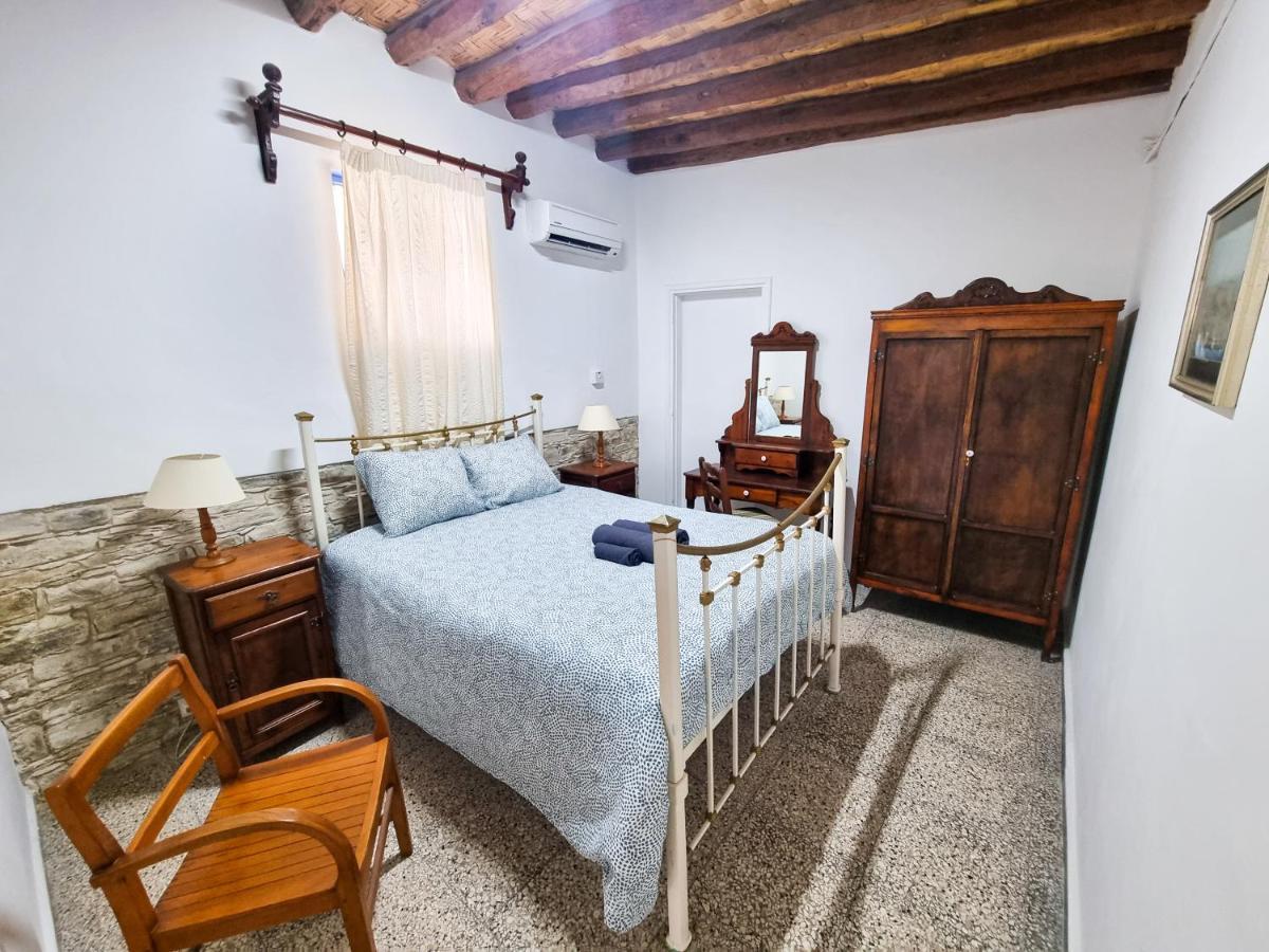 Athena'S Pool Oasis Apartment Skarinou Luaran gambar