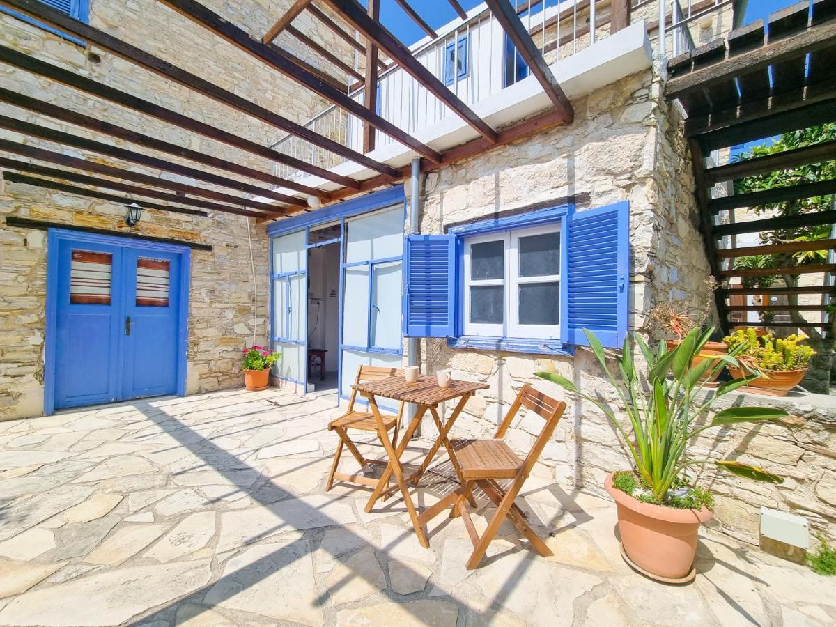 Athena'S Pool Oasis Apartment Skarinou Luaran gambar