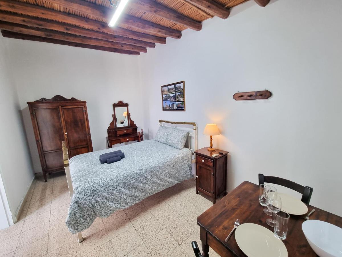 Athena'S Pool Oasis Apartment Skarinou Luaran gambar