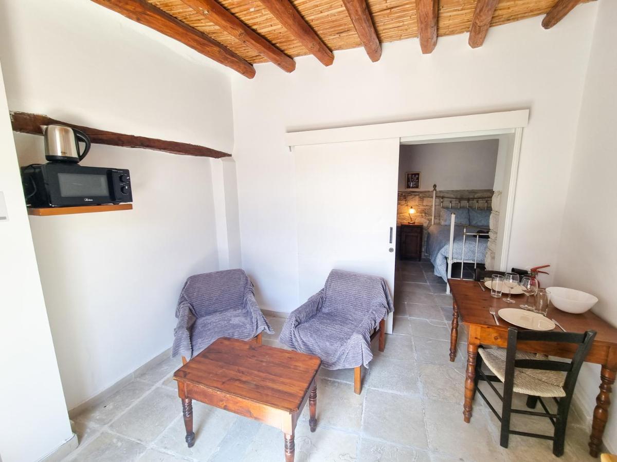 Athena'S Pool Oasis Apartment Skarinou Luaran gambar