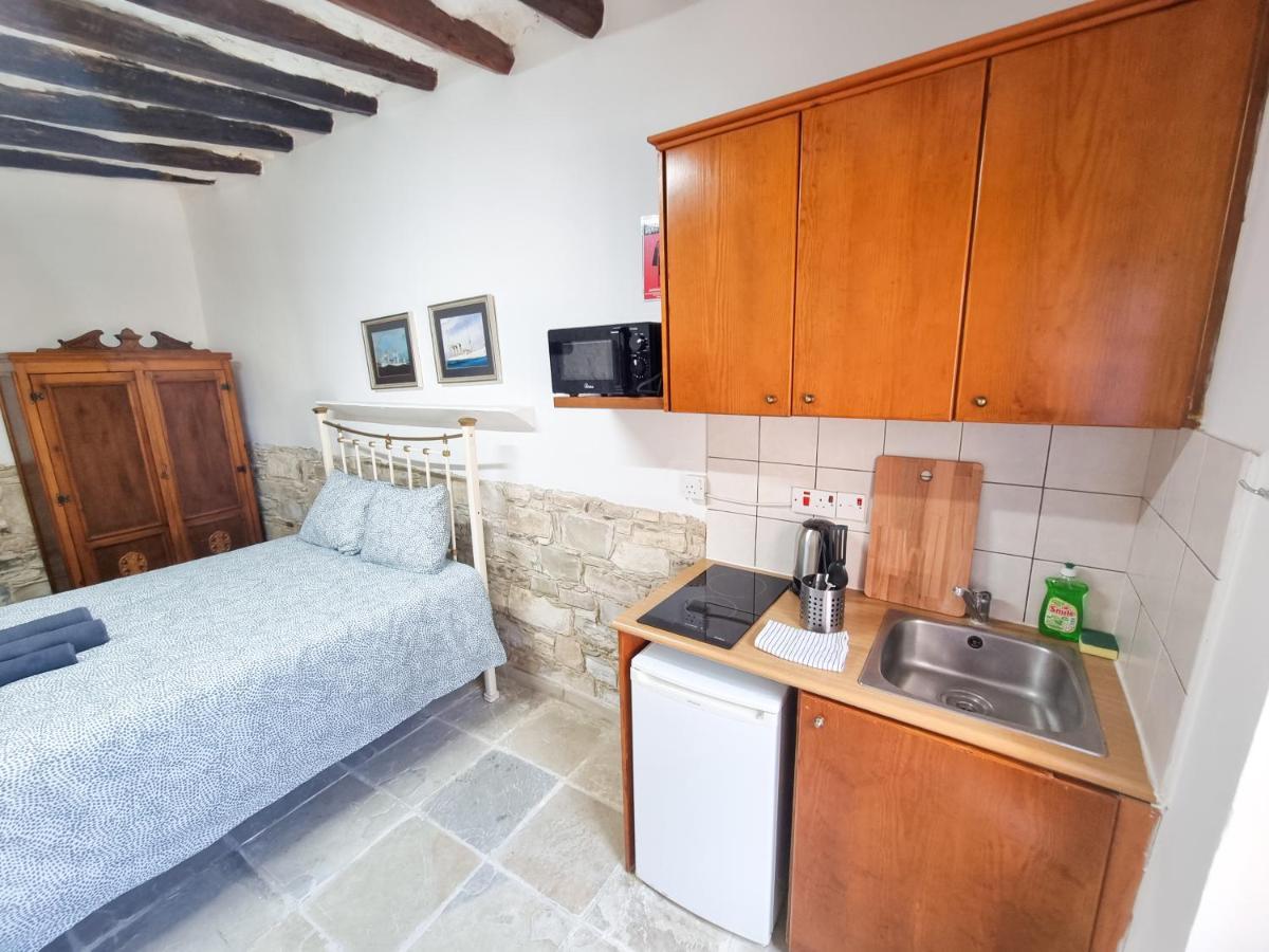 Athena'S Pool Oasis Apartment Skarinou Luaran gambar