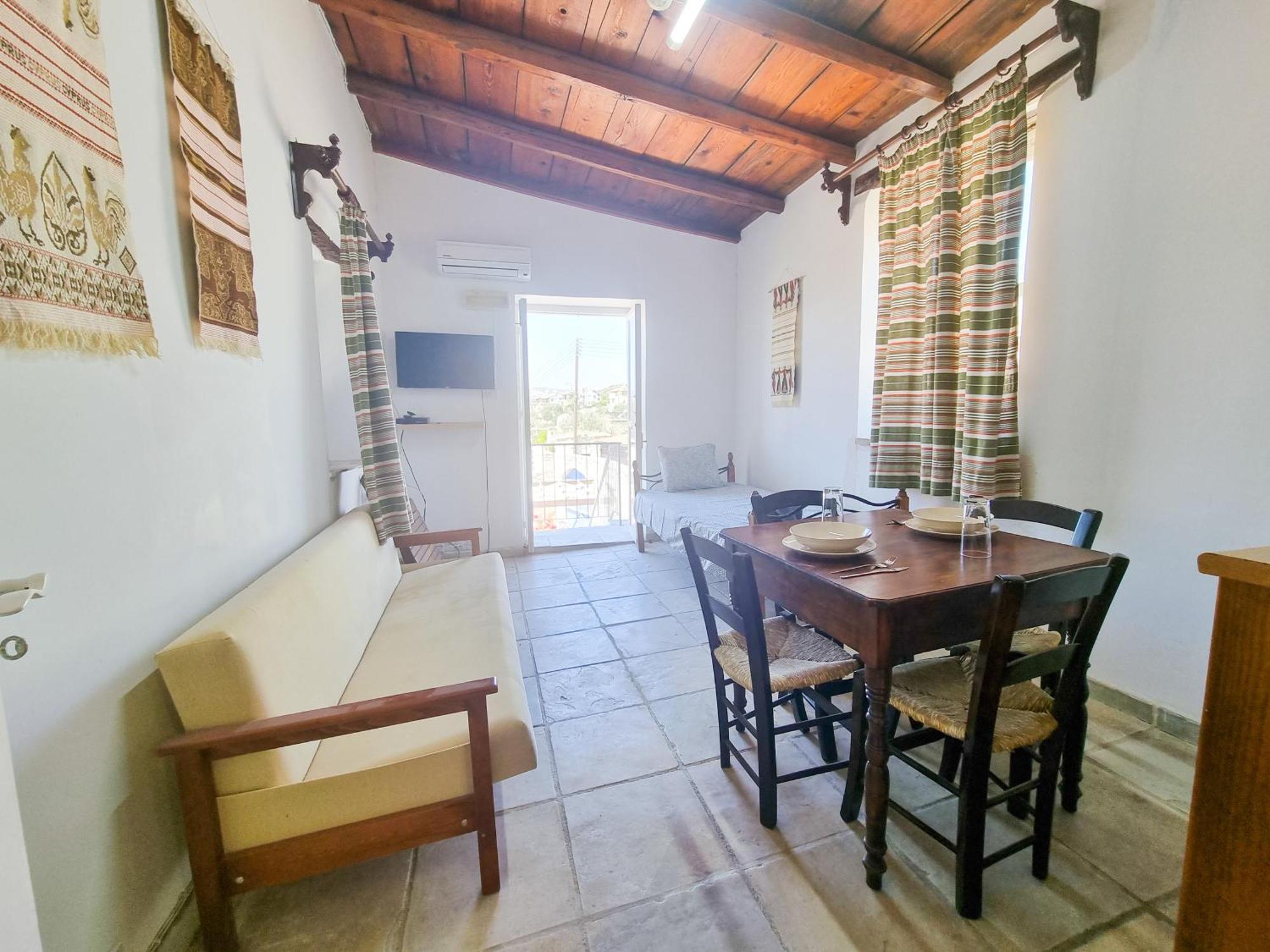 Athena'S Pool Oasis Apartment Skarinou Luaran gambar